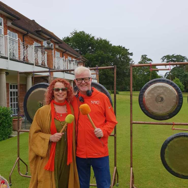 Lara-with-Chris-Evans-1